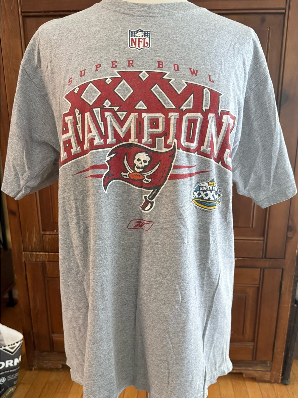 Vintage Reebok Tampa Bay Buccaneers Super Bowl XXXVII Champions T-Shirt M